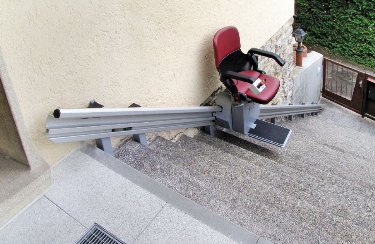 Merdiven Tipi Engelli Asansörü